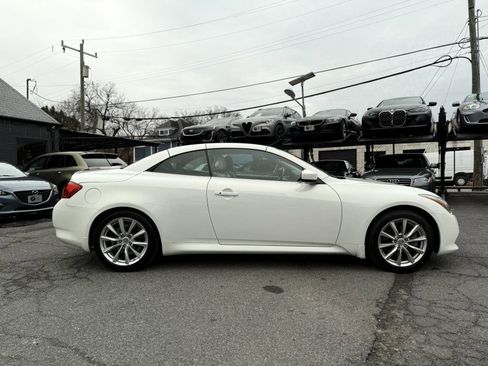 Used 2011 INFINITI G37 Sport w/ Premium Pkg image 34