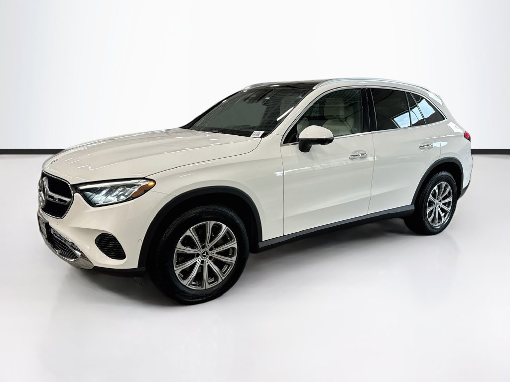 Certified 2026 Mercedes-Benz GLC 300 4MATIC image 1