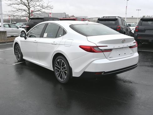 New 2026 Toyota Camry XLE image 5