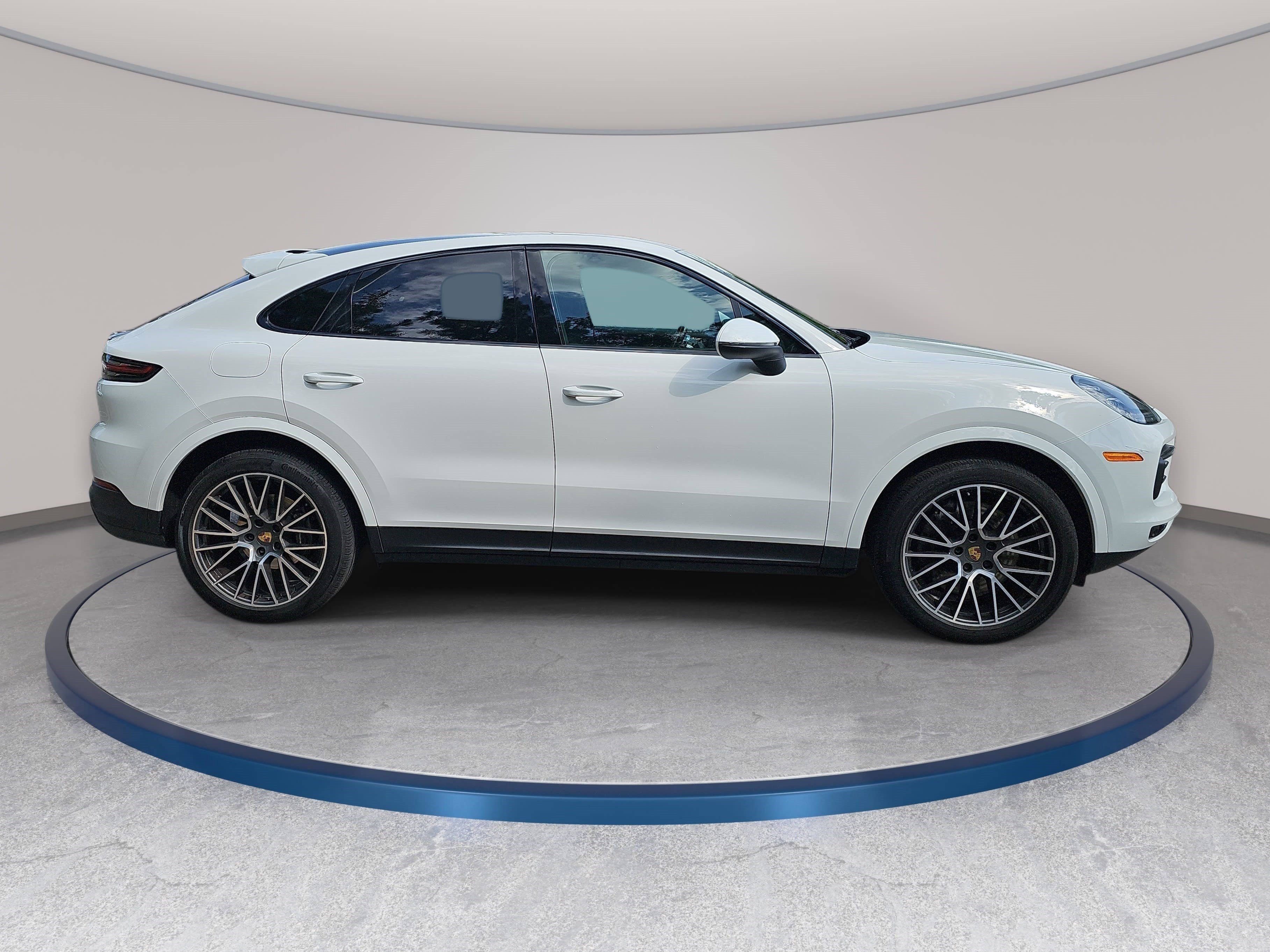 Used 2021 Porsche Cayenne Coupe AWD/4WD image 4