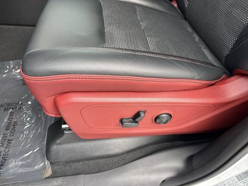 Used 2019 RAM 1500 Rebel w/ Rebel Level 2 Equipment Group AWD/4WD image 41