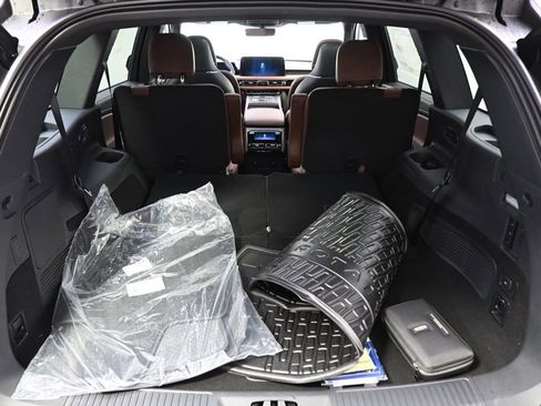 New 2026 Lincoln Aviator Reserve AWD/4WD image 19