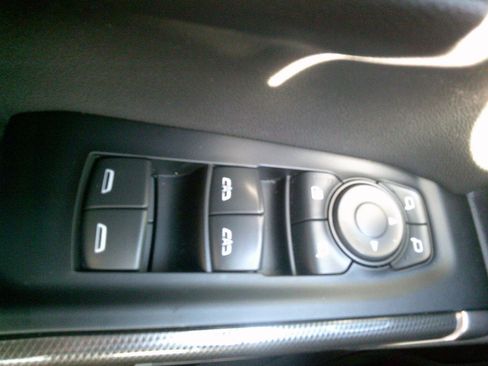 Used 2020 GMC Sierra 1500 AT4 w/ AT4 Premium Package image 13