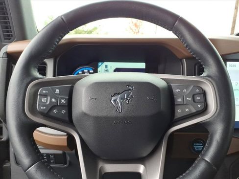 Certified 2024 Ford Bronco Outer Banks image 18