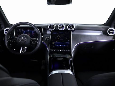 Used 2026 Mercedes-Benz GLC 300 4MATIC image 48