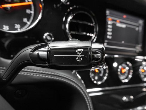 Used 2012 Bentley Mulsanne w/ Premiere Specification Pkg image 73