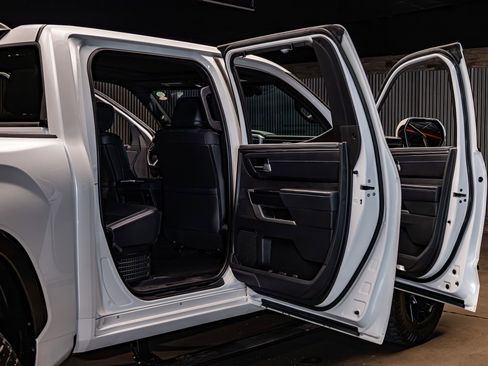 Used 2024 Toyota Tundra Platinum image 30