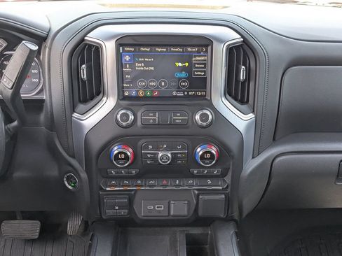 Used 2021 GMC Sierra 1500 SLT w/ SLT Premium Plus Package AWD/4WD image 16