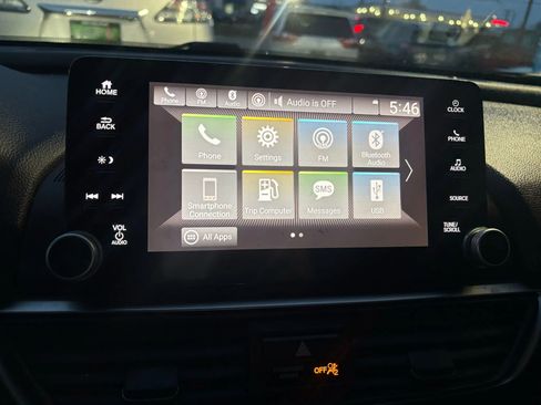 Used 2018 Honda Accord Sport image 14