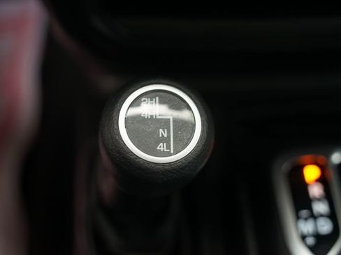 Used 2018 Jeep Wrangler Unlimited Sport S AWD/4WD image 14