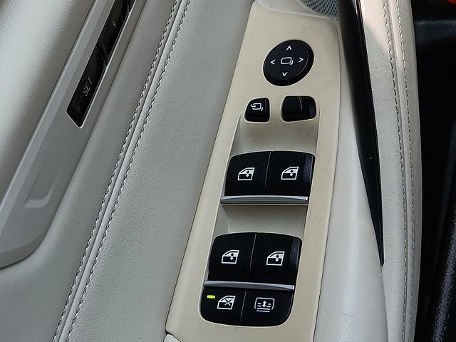 Used 2018 BMW M550i xDrive AWD/4WD image 22