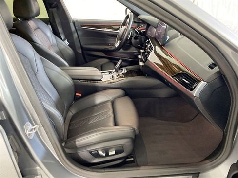 Used 2023 BMW 530i 530i w/ Premium Package image 35