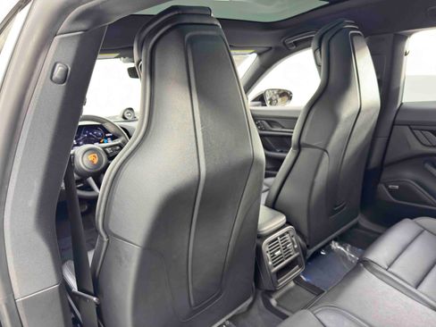 Used 2023 Porsche Taycan 4 Cross Turismo w/ Premium Package AWD/4WD image 35