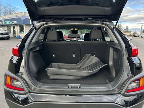 Certified 2021 Hyundai Kona SEL w/ Cargo Package image 24