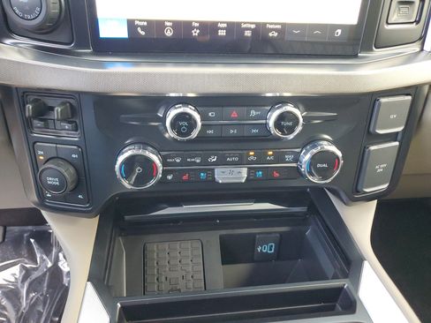 New 2026 Ford F250 Platinum w/ Platinum Plus Package image 17