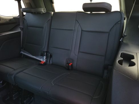 New 2026 GMC Yukon Denali AWD/4WD image 9