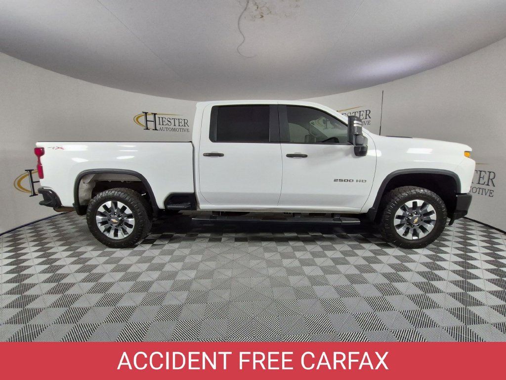 Used 2021 Chevrolet Silverado 2500 Custom w/ Custom Convenience Package AWD/4WD image 3