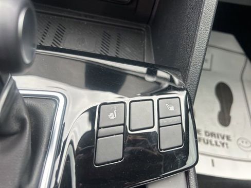 Used 2025 Kia Sportage EX image 27