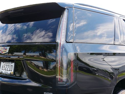 Used 2026 Cadillac Escalade Platinum Sport AWD/4WD image 16