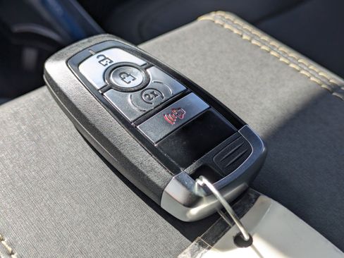 New 2025 Ford Bronco Badlands image 51