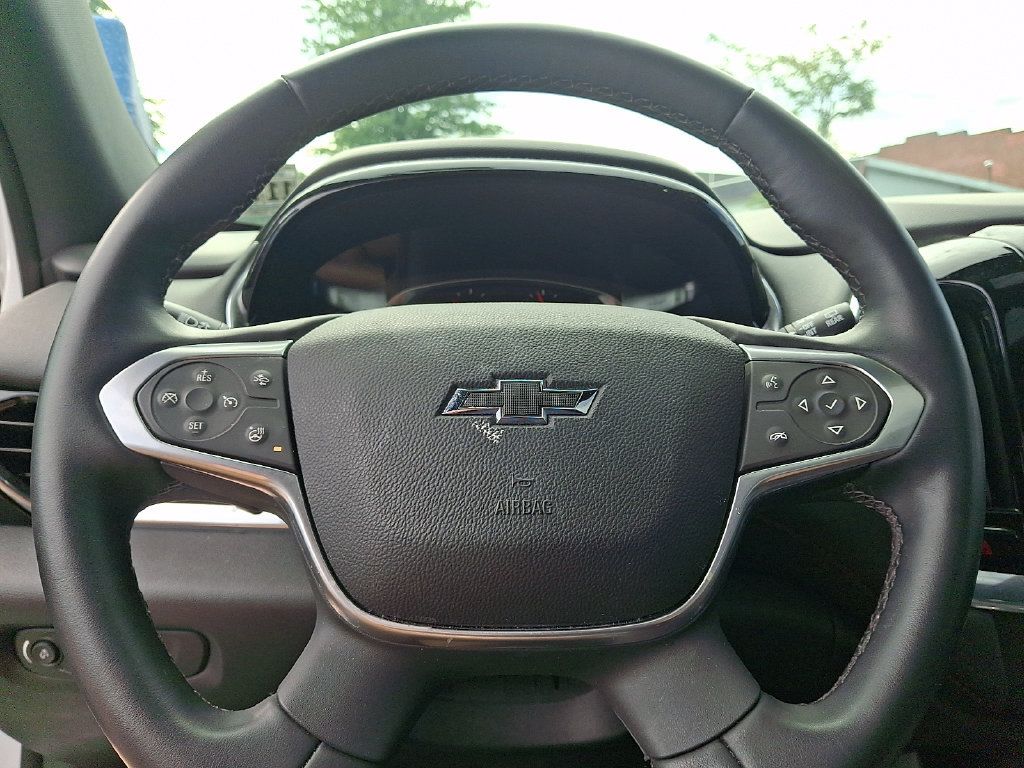 Certified 2023 Chevrolet Traverse RS AWD/4WD image 18