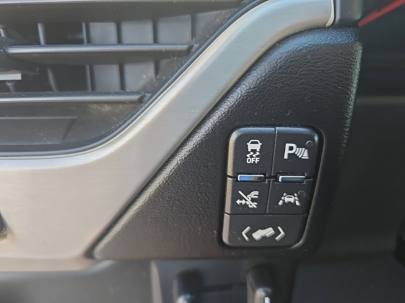 Used 2019 GMC Yukon XL Denali w/ Denali Ultimate Package RWD image 17