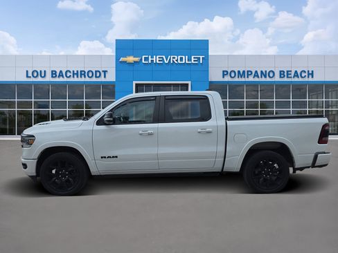 Used 2022 RAM 1500 Laramie AWD/4WD image 4
