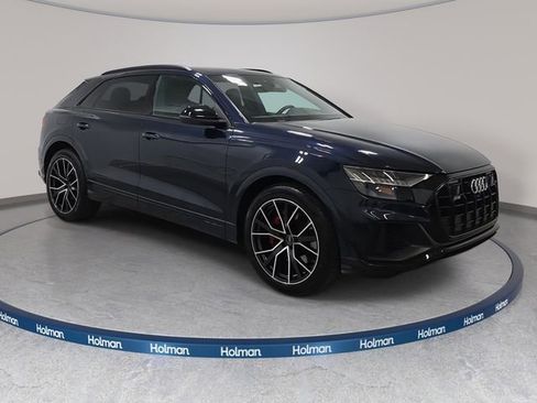 Used 2023 Audi SQ8 Prestige w/ Prestige Package AWD/4WD image 4