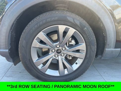 Used 2021 Ford Explorer XLT w/ Equipment Group 202A RWD image 11