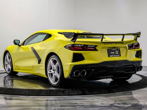 Used 2021 Chevrolet Corvette Stingray Premium Cpe w/ 3LT RWD image 16