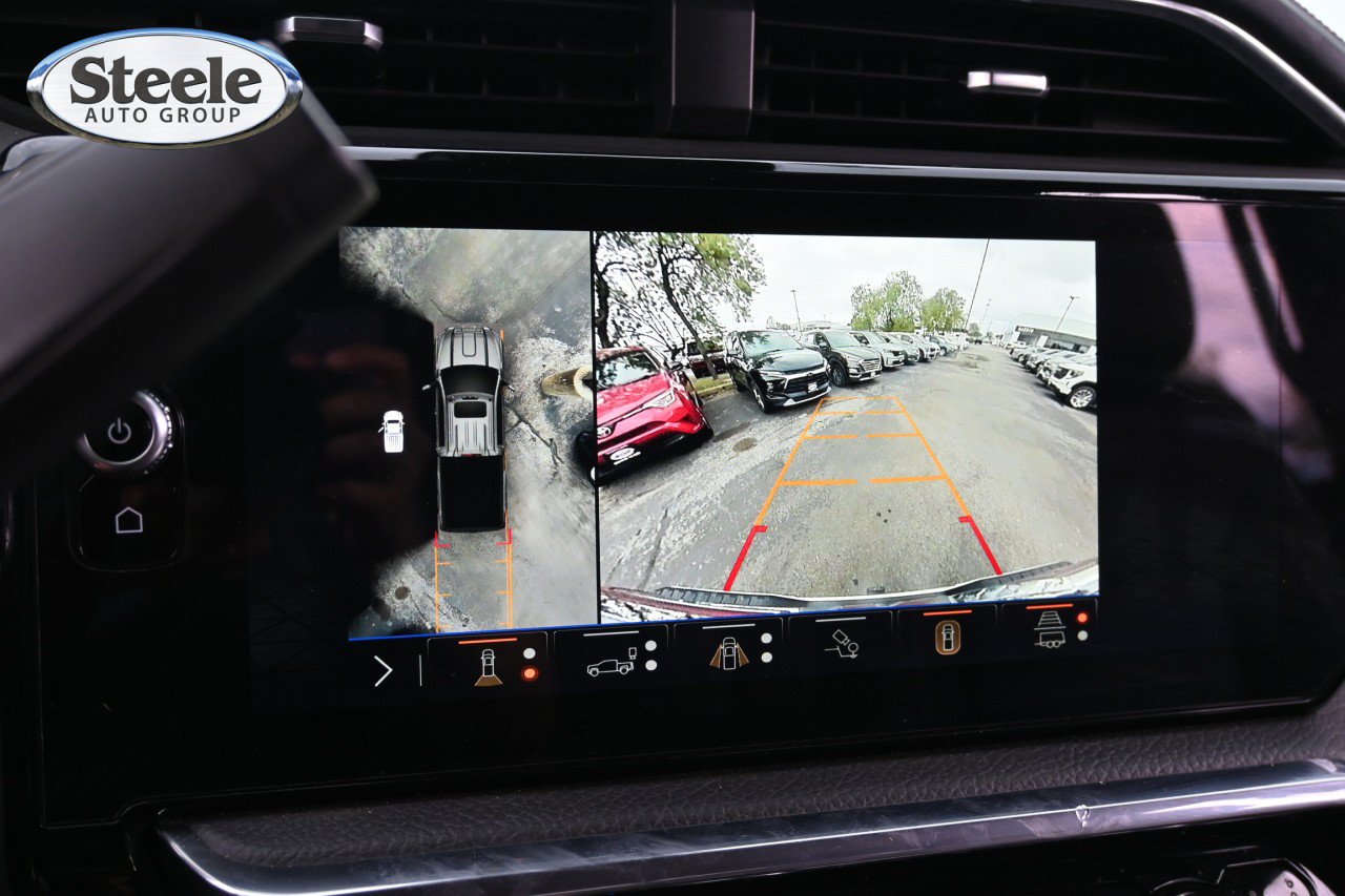 Used 2025 GMC Sierra 2500 Denali w/ Technology Package AWD/4WD image 13