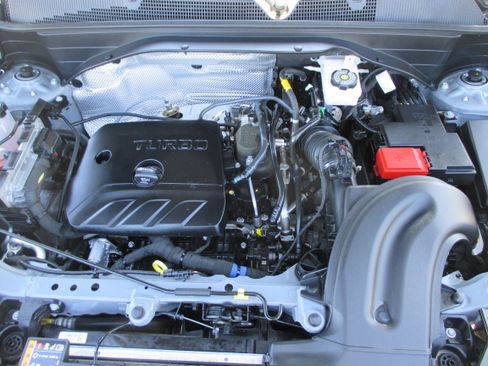 Used 2023 Chevrolet TrailBlazer LT w/ Convenience Package image 22