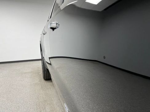 Used 2023 GMC Sierra 1500 Denali Ultimate AWD/4WD image 11