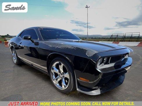 Used 2012 Dodge Challenger SXT Plus RWD image 1