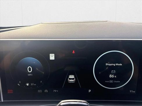 New 2025 Hyundai Tucson Limited image 11