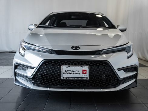Used 2025 Toyota Corolla SE FWD image 2