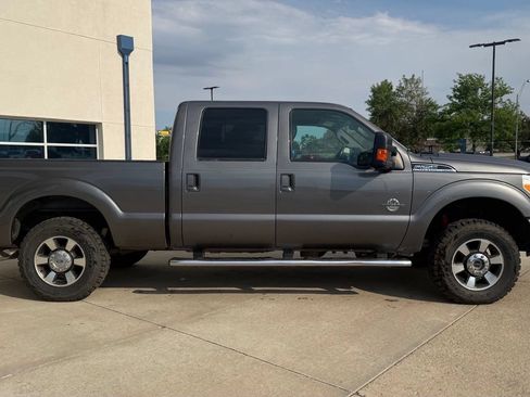 Used 2012 Ford F250 Lariat w/ Lariat Interior Pkg AWD/4WD image 6