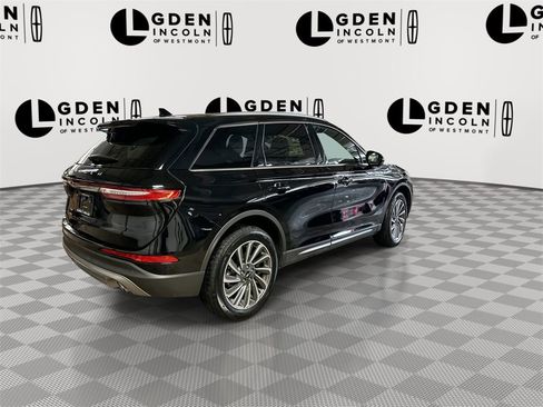 Certified 2023 Lincoln Corsair Reserve w/ Equipment Group 201A image 8