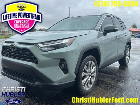 Used 2022 Toyota RAV4 XLE Premium image 1
