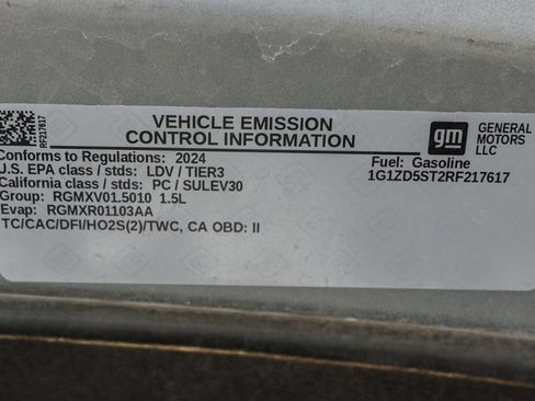 Used 2024 Chevrolet Malibu LT FWD image 38