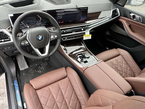 New 2026 BMW X5 xDrive40i w/ Climate Comfort Package image 10