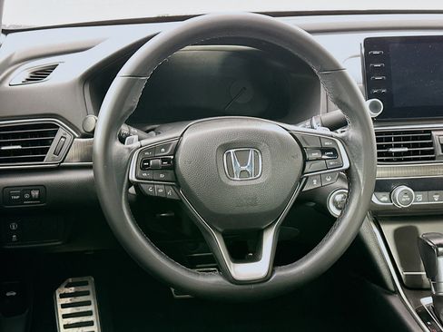 Used 2019 Honda Accord Sport image 17