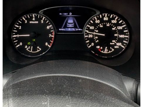 Used 2019 Nissan Pathfinder Platinum image 5