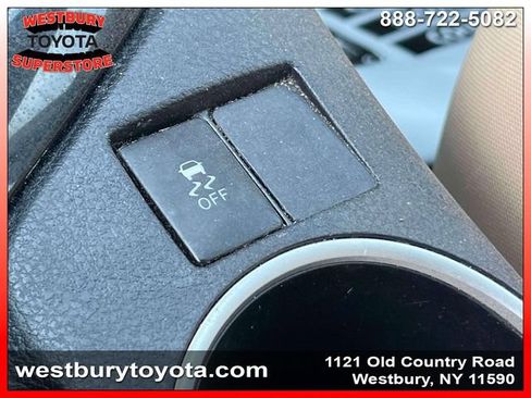 Used 2019 Toyota Corolla LE FWD image 30