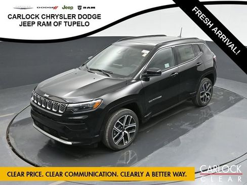 Used 2025 Jeep Compass Limited w/ Elite Group image 24