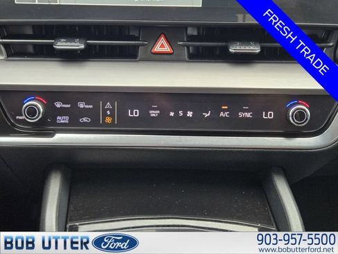 Used 2023 Kia Sportage EX AWD/4WD image 18