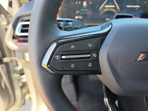 New 2026 Chevrolet Traverse RS w/ LPO, Floor Liner Package FWD image 33