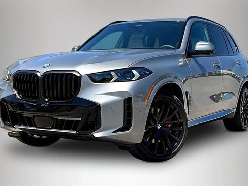 New 2026 BMW X5 xDrive40i w/ M Sport Package AWD/4WD image 2