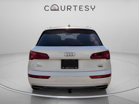Used 2018 Audi Q5 2.0T Premium Plus image 4