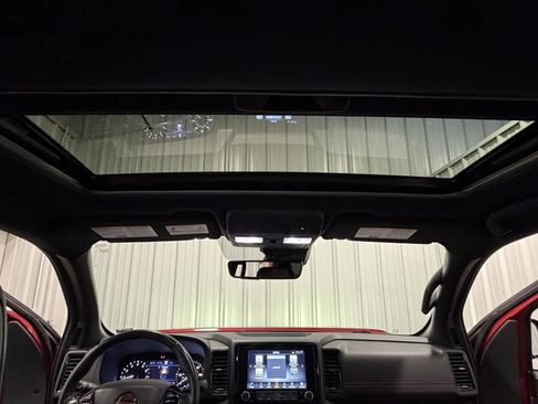 Used 2023 Nissan Frontier PRO-4X w/ Pro-4X Premium Package AWD/4WD image 33
